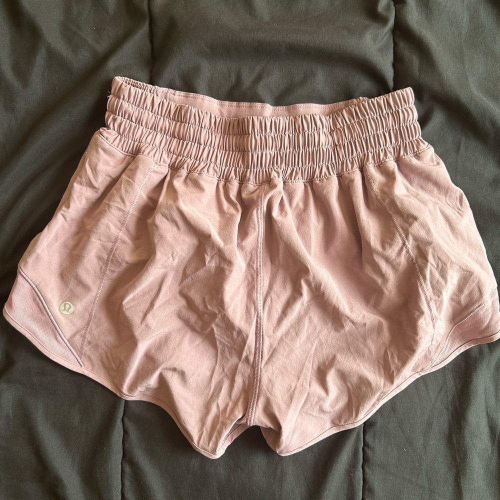 Lululemon Hotty Hot Shorts in Lavender Lux Perfect Condition, Size 4